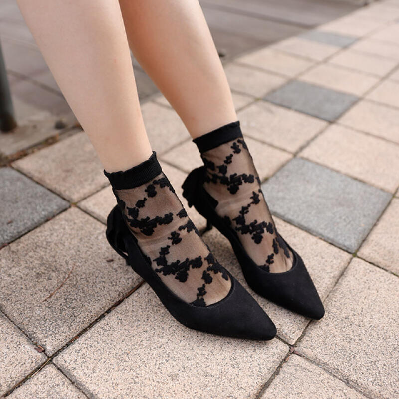 SSRU028_Monoflare See-Through Socks white