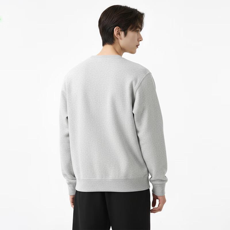 

Nike Men s Fleece Crewneck Sweatshirt L