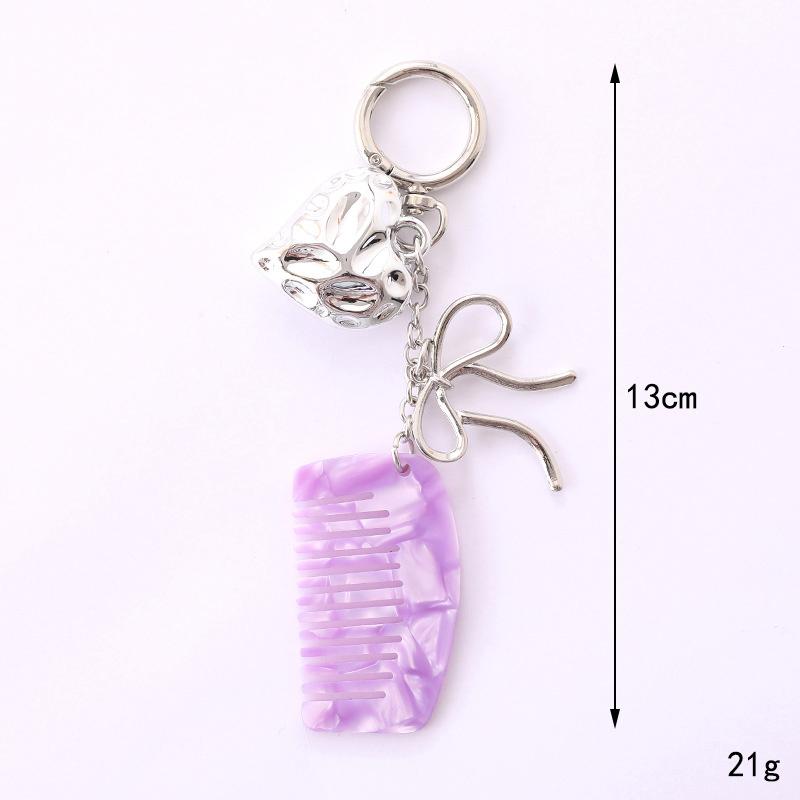 1Pcs Multi-Functional Alien Love Pendant Comb Keychain Car Keyring Decorative Heart Comb For Gifts Mobile Phone Hanging Decor