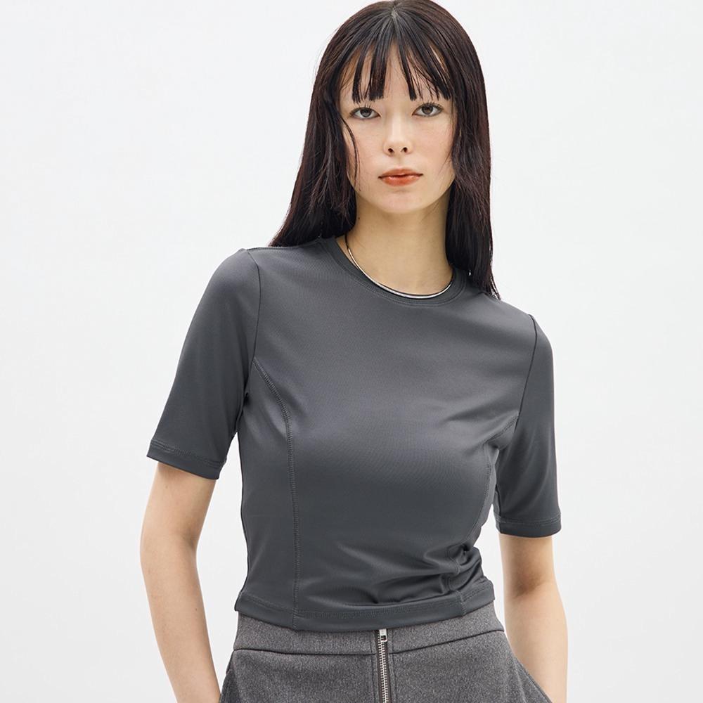 

GU by Uniqlo Seam T с коротким рукавом Q+E