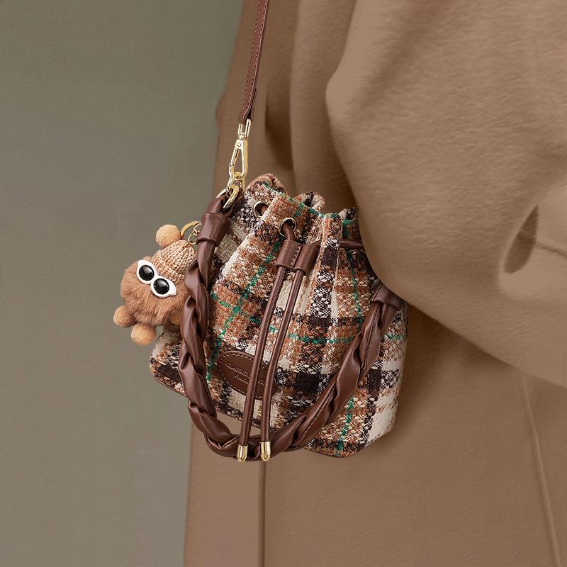Maillard style pattern drawstring lucky bag bag high-end plush pendant bucket bag commuter versatile shoulder messenger bag