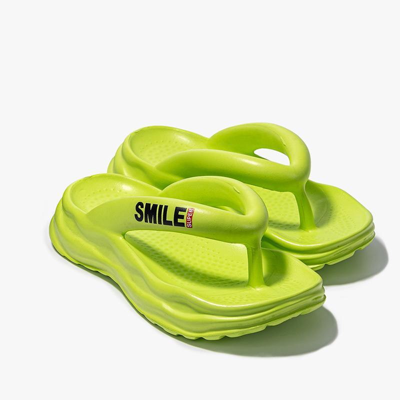 39-46 Nové letní protiskluzové módní pantofle pro muže Zůstaň doma Chlapecké sandály Ležérní designové žabky Plážová obuv Doprava zdarma