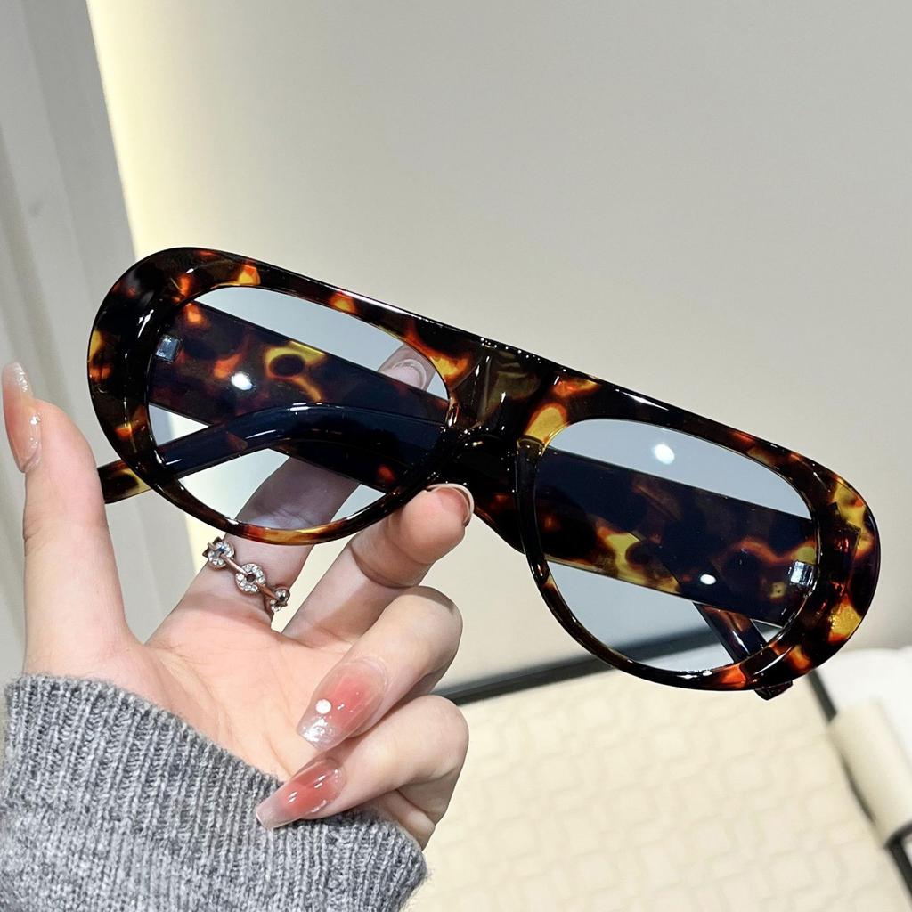 2026 New Outdoor Sunglasses for Men Women UV Protection Classic Pilot Sunglasses Fashion Driving Sun Glasses