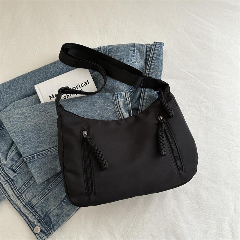 

Fashionable Canvas Tote Bag For Women With Spacious Interior For Daily Use чёрный