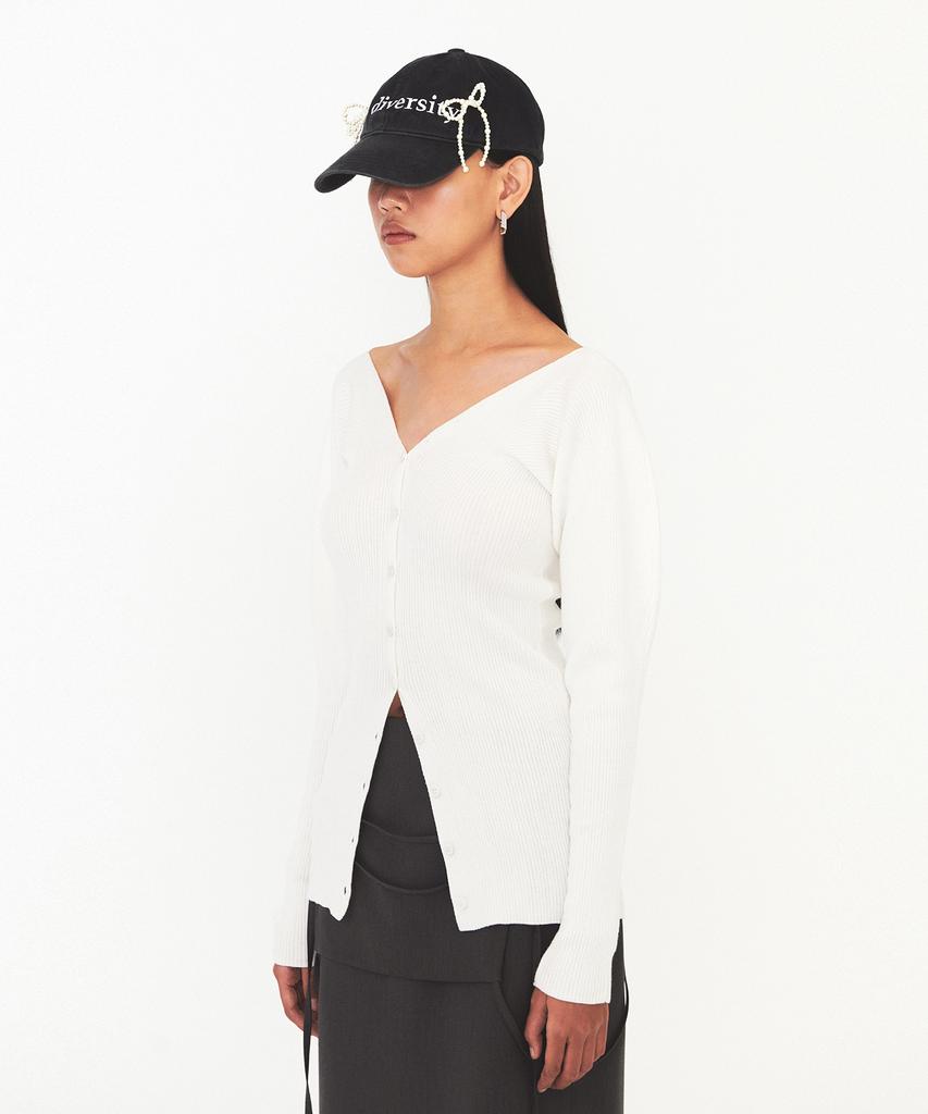 Daiaegeuneol V Neck Silhouette Cardigan (Ivory)