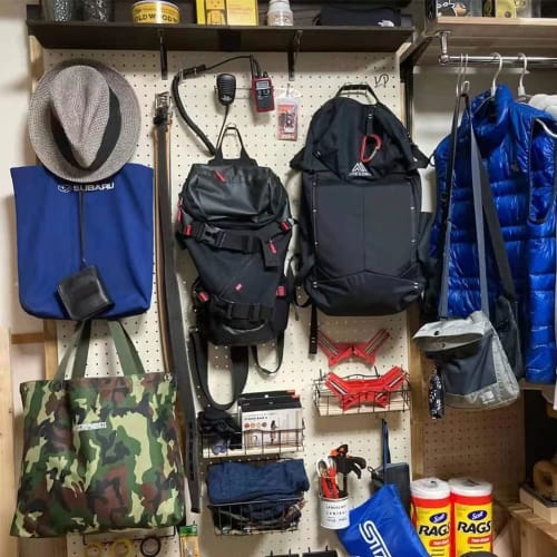 156 Perforated Board Hooks, Punching Board Hooks, 25mm Hole Pitch, Dedicated T-Hooks, Mesh Hooks, Plastic Box Included, Hanging Rack, Fixing Hardware,