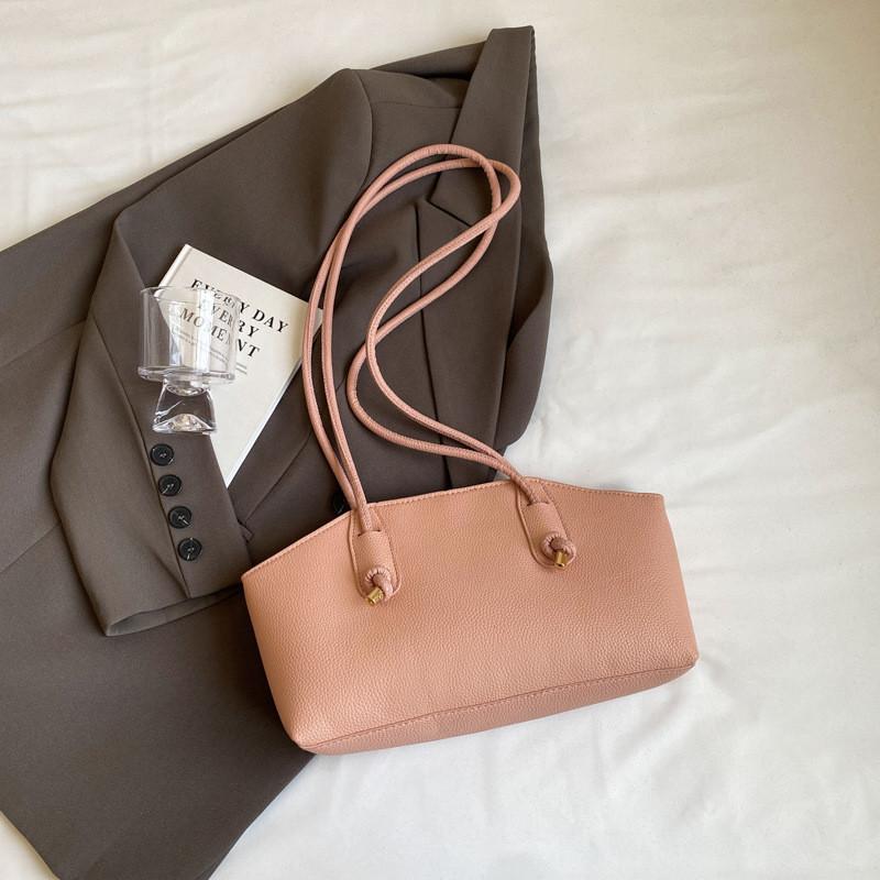 

2024 Summer Fashion Trendy Women s Pu Leather Tote Bag Chic Large Capacity Shoulder Bag рожевий