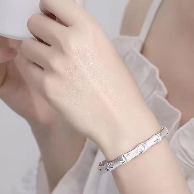 Silver Plated Bamboo Bangle: Frosted Alloy, Fashionable Gift for Women & Elderly