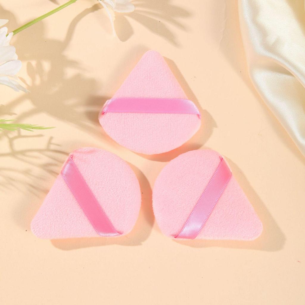 Velvet Flocked Triangle Powder Puff: Wet & Dry Use, Non-Absorbent for Loose Powder & Concealer.