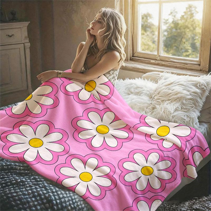 Pink Daisy Bloom Flannel Blanket Warm Soft Halloween Christmas Decorative Couch Warm Cozy All-Season Gift