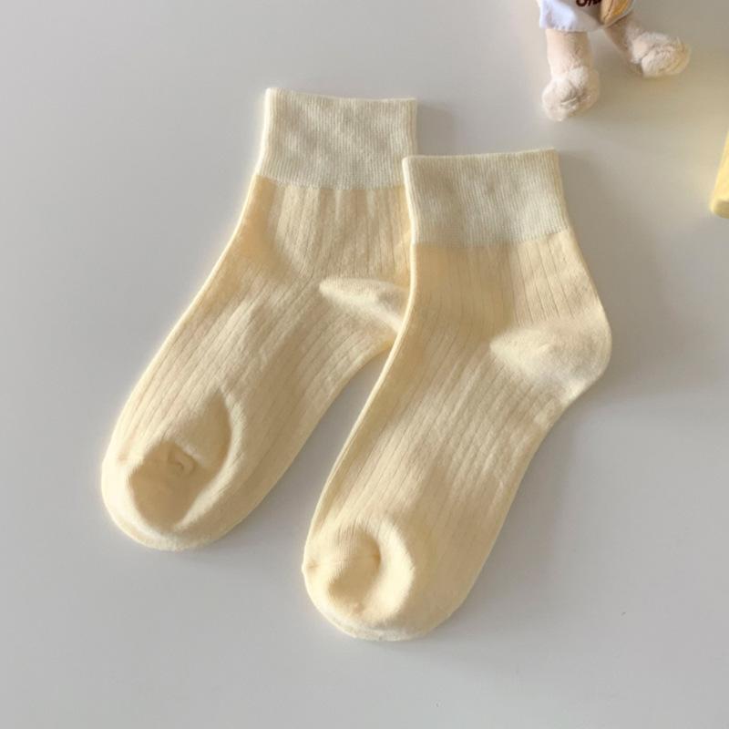 Women's Spring and Summer Thin Vertical Stripe Low Top Socks