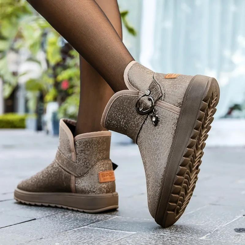 Flache Schneestiefel Damen 2026 Neue Winter Plüsch und Verdickte Ein-Fuß-Baumwollschuhe Damen Modische Kurze Botas Damen Schuhe
