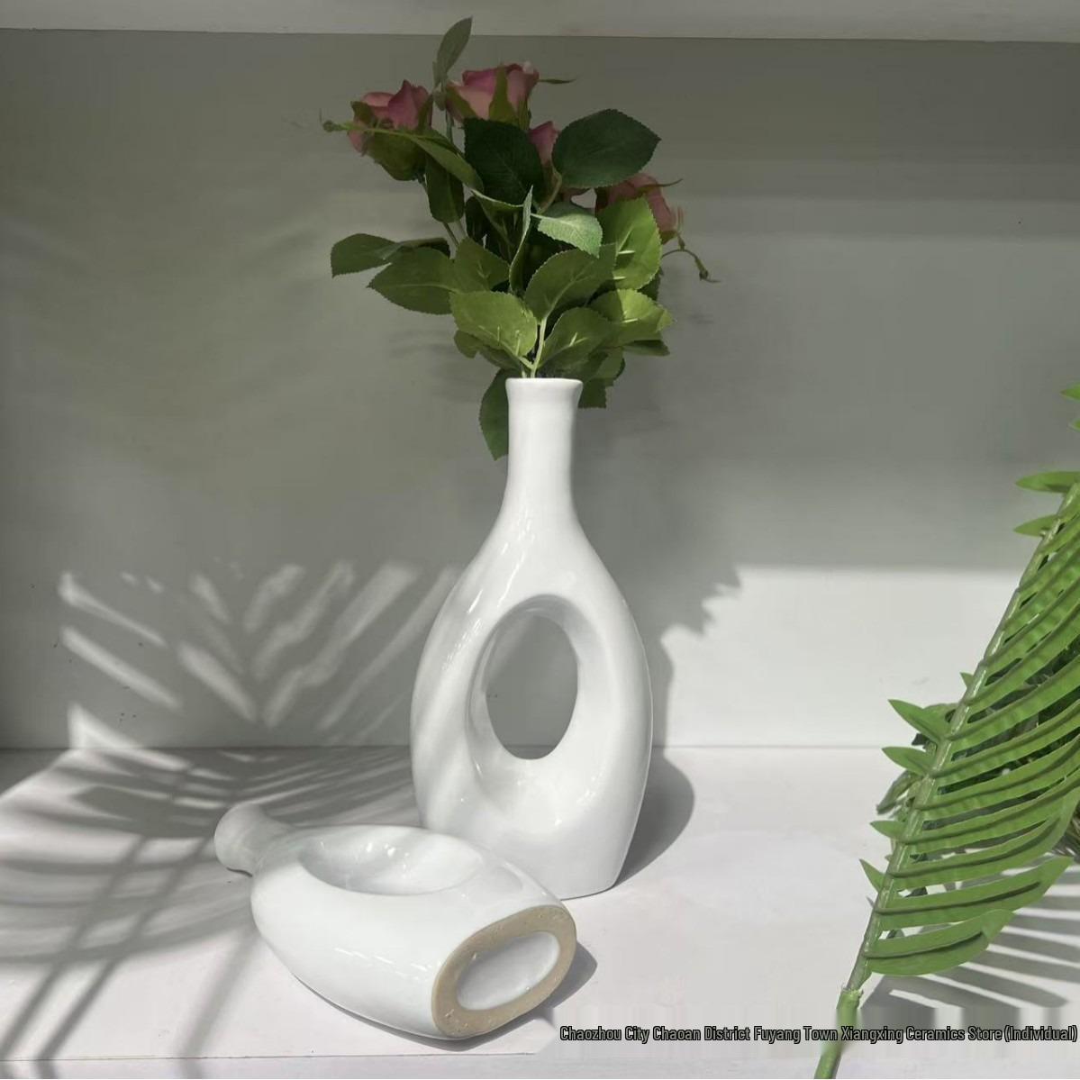 

Modern White Ceramic Donut Vase for High-End Decor Large