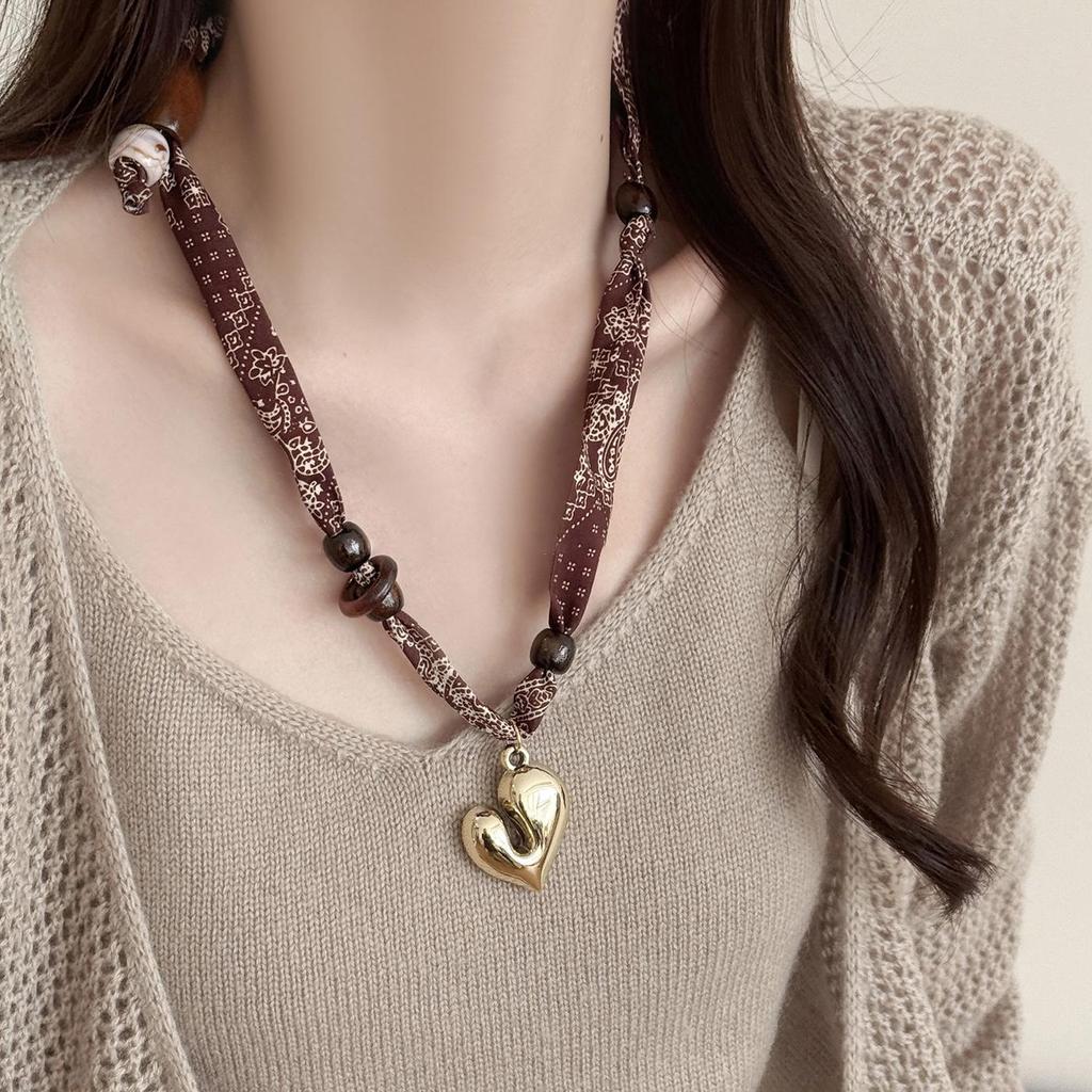 Leopard Print Beaded Silk Scarf Necklace with Cashew Flower and Wood Beads, Retro Style, Long Pull-Out Sweater Chain.