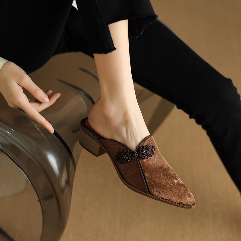 Fashion Women's New Spring/Summer Pointed Silk Cowhide Leather Embroidered Middle Heel Large Headed Muller Slippers