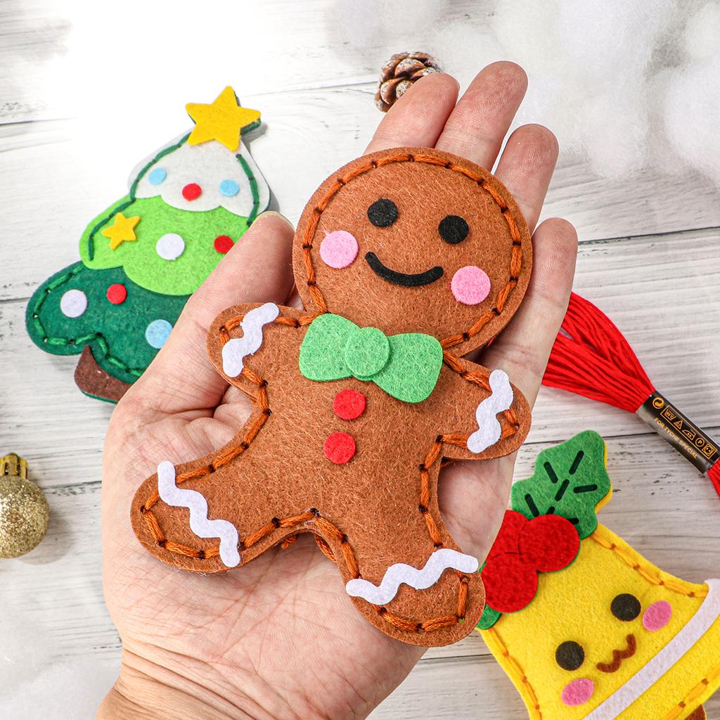 9-teiliges DIY Weihnachts-Nähmaterialpaket für Anfänger; einfach zu machende Weihnachtsbaumornamente, darunter Lebkuchenmann, Rentier