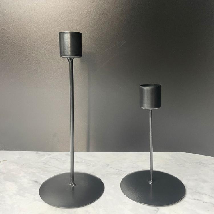 Artisanal Iron Candlestick Holder Candle Holder for Elegant Home Styling Rustics Candle Stand Bedroom Enhancers