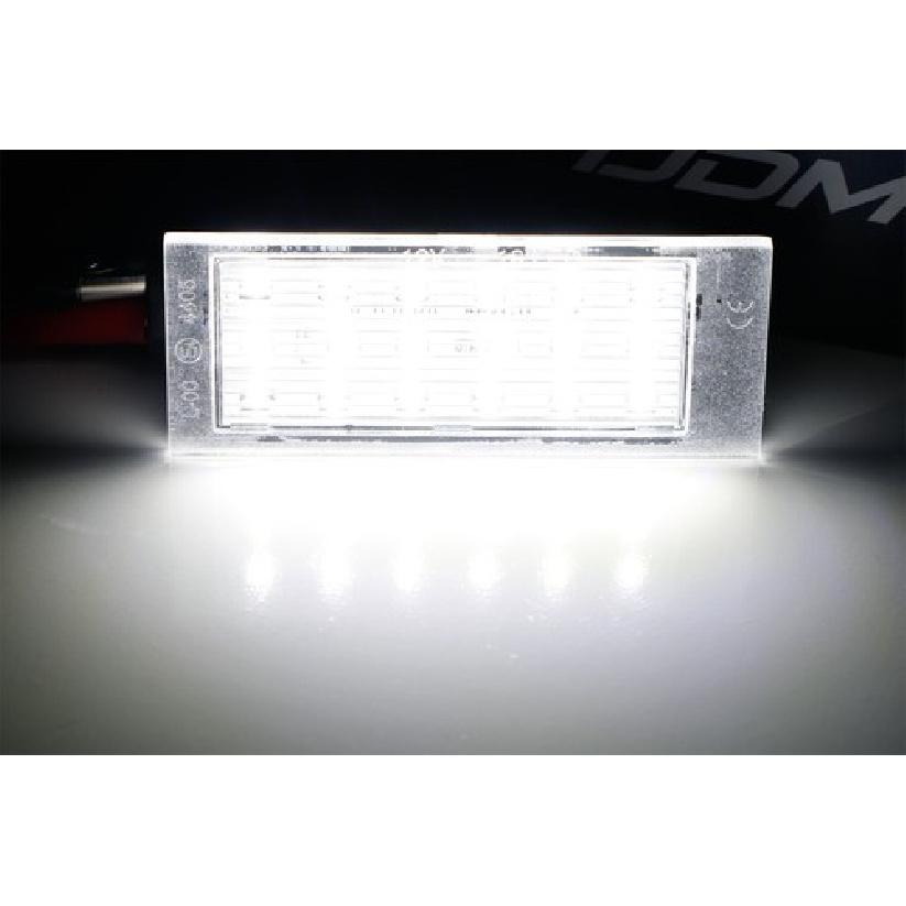 White CAN-bus 18-SMD 3W LED License Plate Lights For 2016-up W453 Smart Fortwo