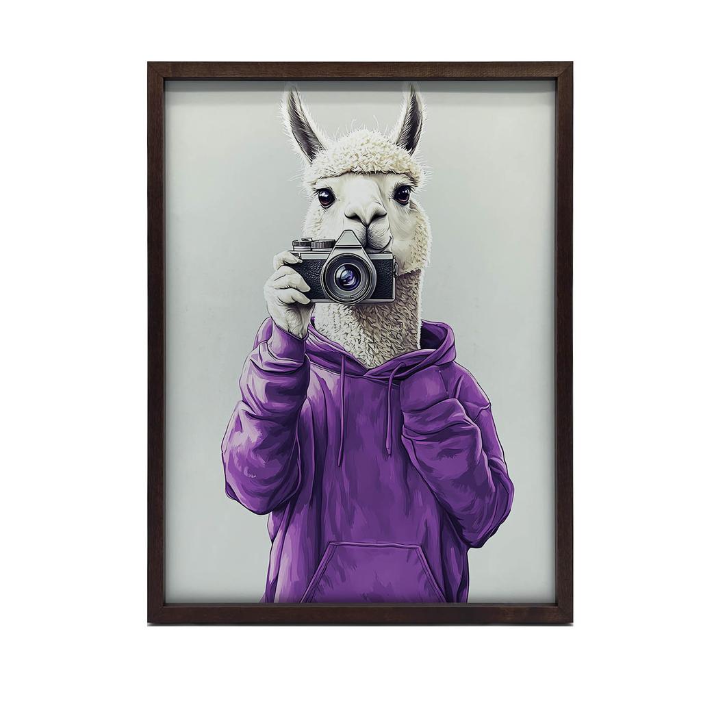 Plakat Lama W Fioletowym Hoodie Z Aparatem Plakat Lama W Fioletowym Hoodie Z Aparatem, 30X40 Cm, Bez Ramy, Płótno Premium Na Blejtramie