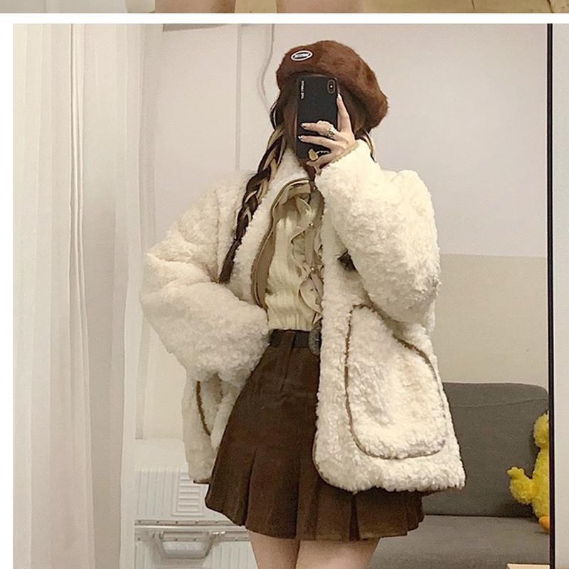 

Утолщенная плюшевая белая куртка со стоячим воротником из искусственного ягненка для женщин, осенне-зимняя свободная куртка средней длины для женской одежды