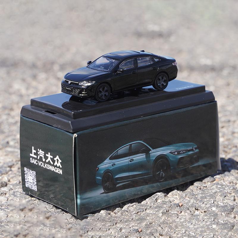 

NEW 1:64 Teramont Tiguan Passat Alloy Car Diecasts & Toy Vehicles Car Model Miniature Scale Model Car Toy For Children