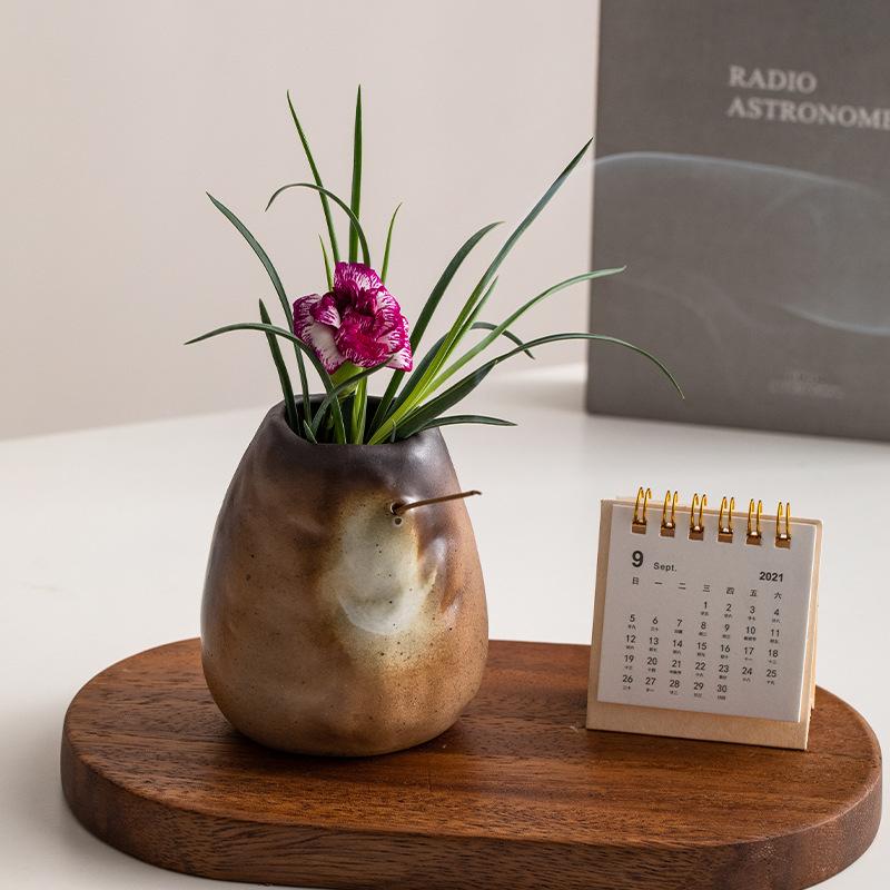 Vintage-Keramikvase in unregelmäßiger Steinform, Hydrokultur-Blumentopf für Trocken- und Frischblumen, kreative Schreibtischdekoration