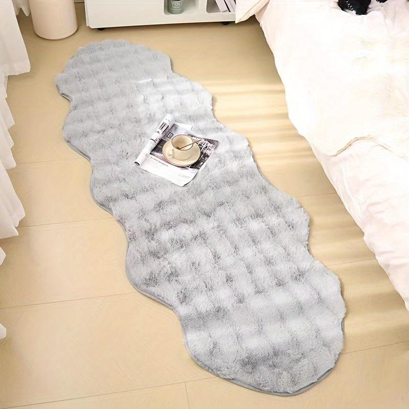 Wave Pattern Soft Faux Rabbit Fur Area Rug Non-Slip Water-Resistant Carpet for Living Room, Bedroom, Office, and Porch Decor