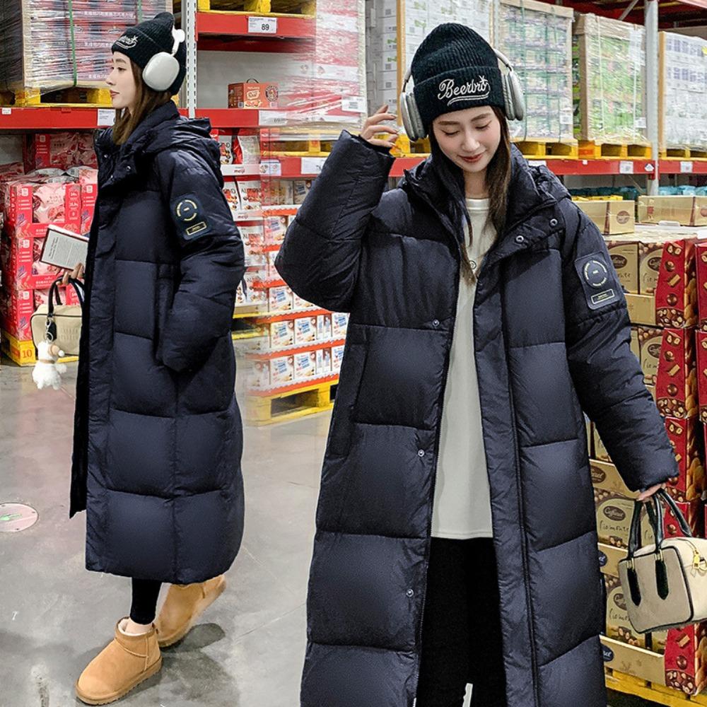 The new Korean version is loose over the knee and thickened long cotton-padded jacket.