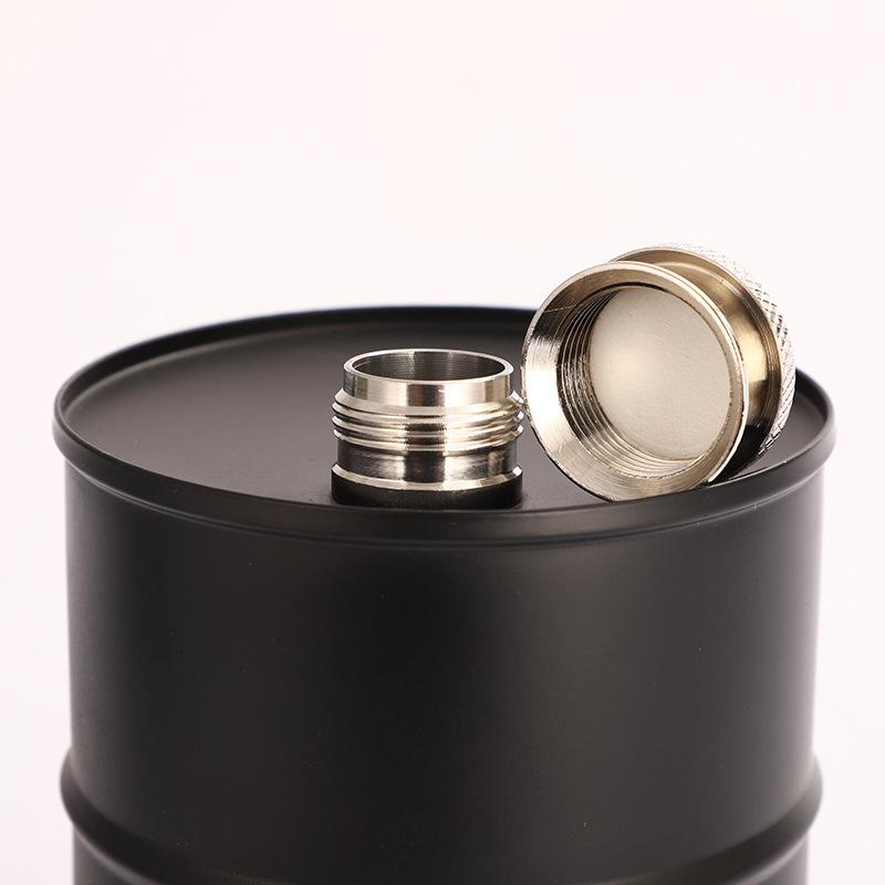 25 Unzen Wodka-Ölfässer, Whisky-Flagon, Ölfass, Wodka-Whisky-Krug, tragbarer 304-Edelstahl-Flachmann für Alkohol und Likör