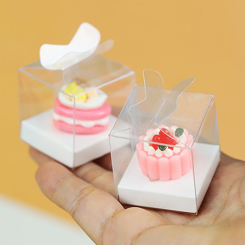2Pcs Dollhouse Mini Clear Cake Box Dollhouse Simulation Dessert Packaging Box Dolls House Accessories Pretend Play Toys