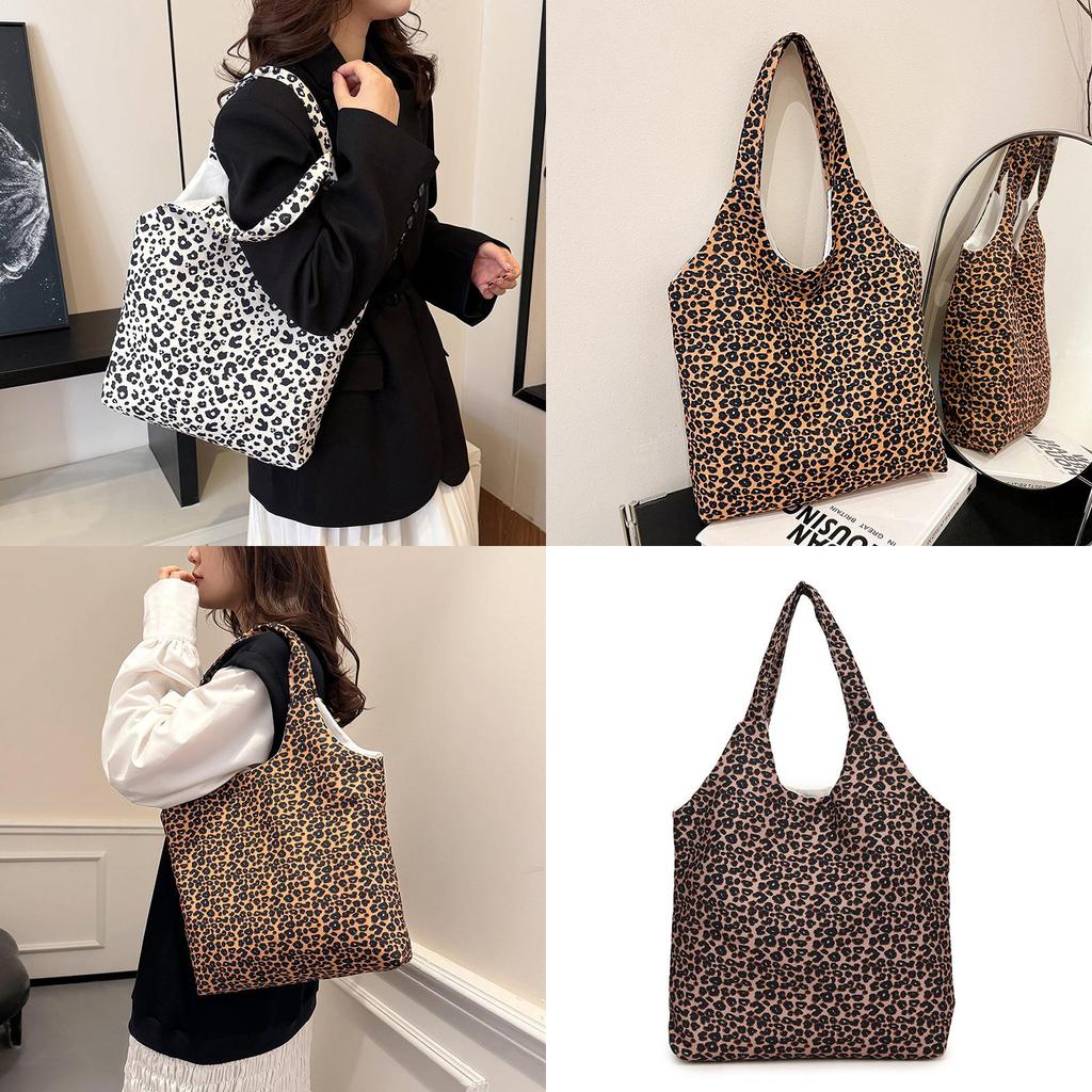 Large Capacity Gentle Women's Tote Bag In Chic Leopard Print For Autumn Fashion