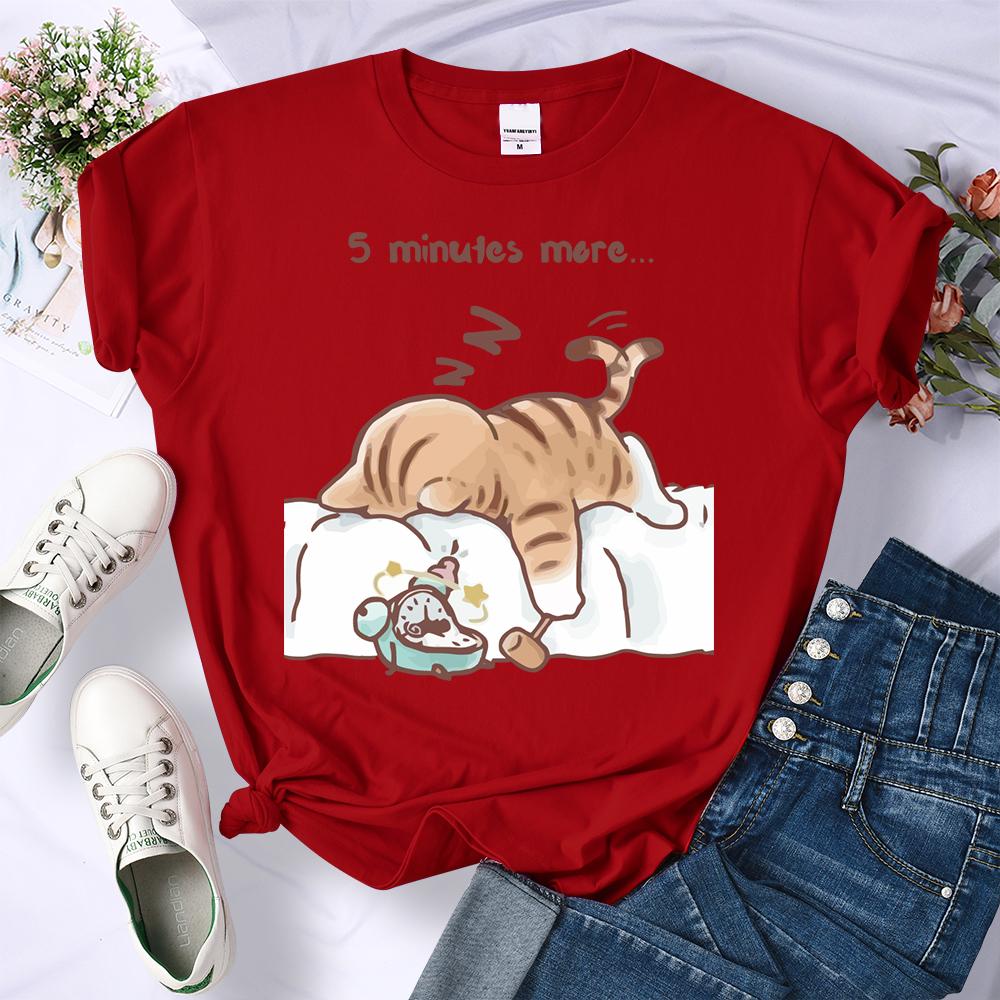 Die Katze, die immer schlafen will Musterdesign Damen T-Shirts Sommer All-Match Kleidung Trendy O-Ausschnitt T-Shirt Y2K Hip Hop Top