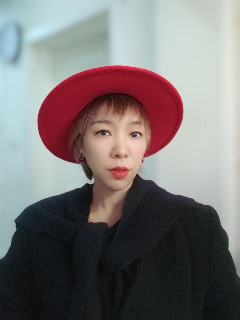 Dámský červený jazzový klobouk z vlněné plsti - Podzim Zima Retro Široká krempa