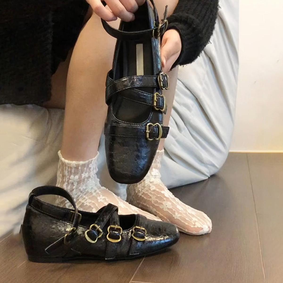 

Retro inner height increase shallow mouth single shoes women s cross buckle square head versatile Mary Jane shoes 35 чёрный