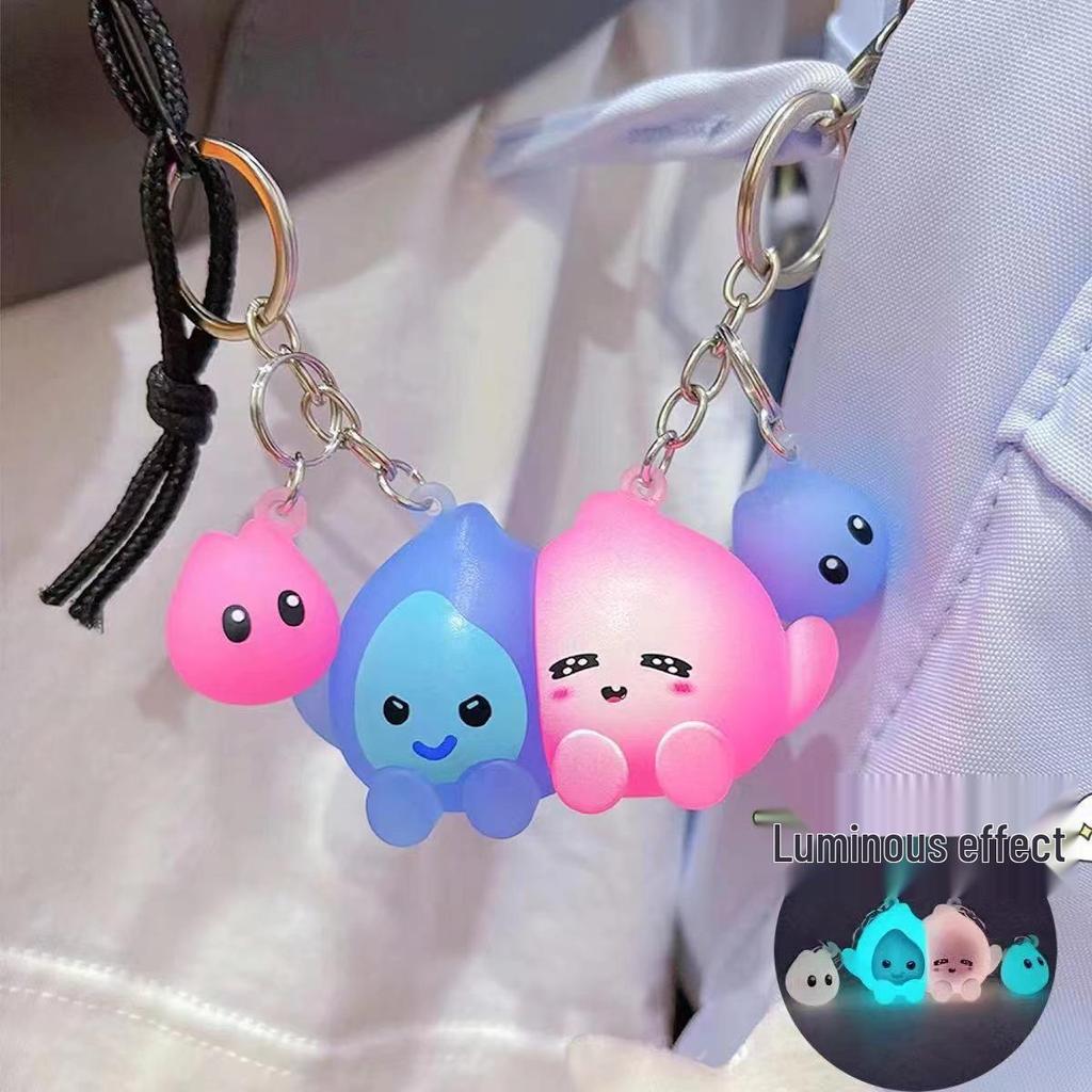 Breloc Pompier Luminos - Pandantiv Farmec Rucsac Cuplu Magnetic Desene Animate