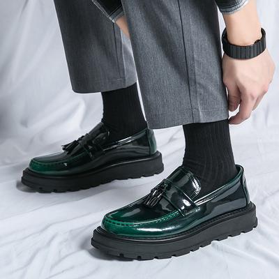 Scarpe Oxford Casual da Uomo in Pelle Stile Britannico alla Moda Scarpe Derby Designer a Fondo Spesso alla Moda Scarpe da Matrimonio in Pelle Verniciata