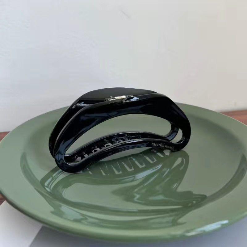 Grande Pinza per Capelli a Mezzaluna Nera con Stampa Leopardo ed Etichetta Coreana Oro