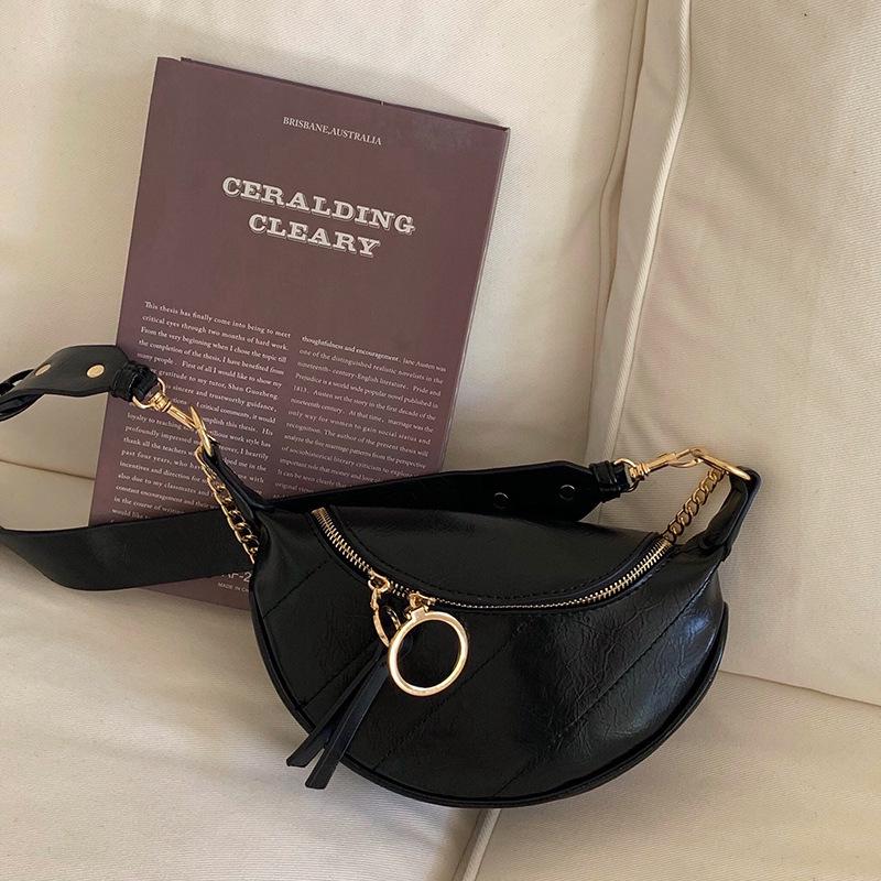 

2025 Trendy Women s Crossbody Waist Bag: Fashionable Chain Design for Casual Style