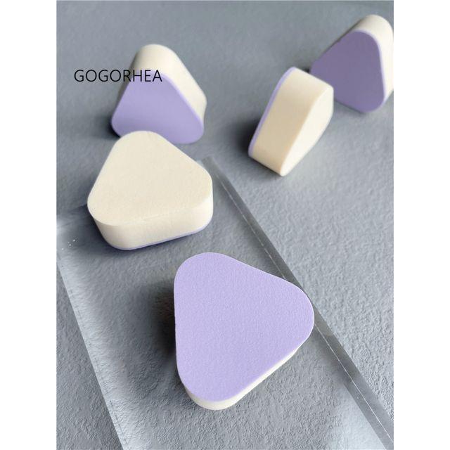 Rhea - Set of 4: Triangle Makeup Sponge 4 Pcs - White