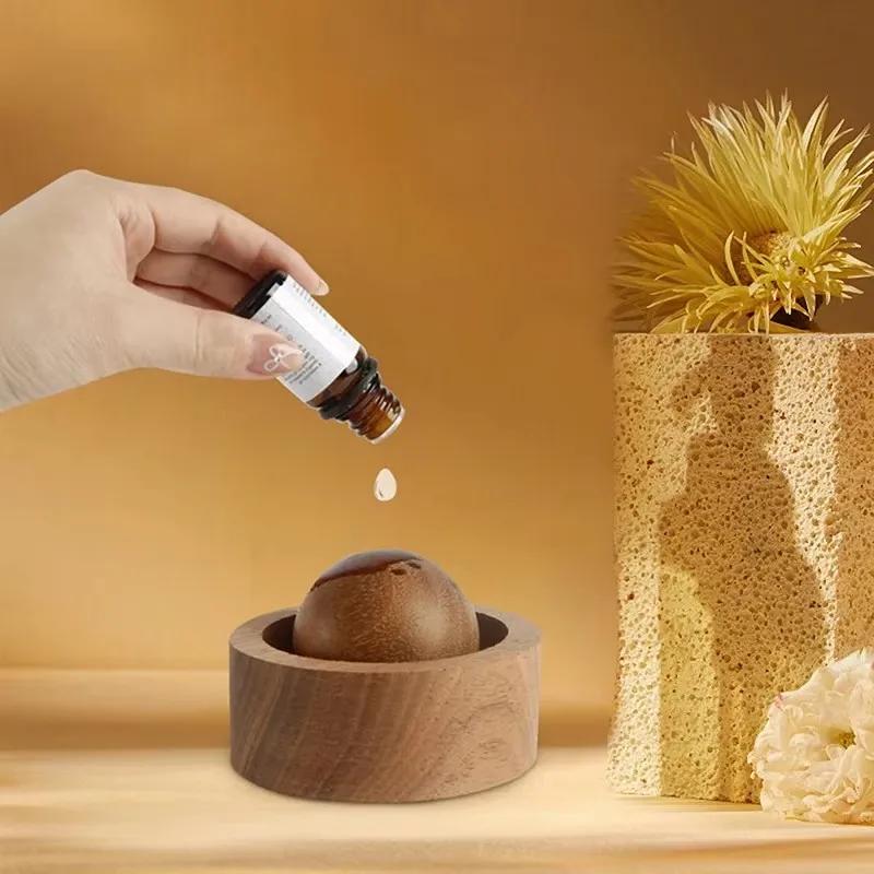 1 Pcs Creative Ornament In The Shape Of A Sphere For Diffusing The Fragrance Of Aromatherapy Black Walnut Car Diffuser Wood