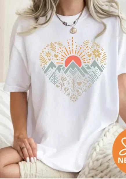 

Mountain Heart Shirt, Retro Camping Shirt, Love Hiking Shirt,Cute Mountain Shirt M