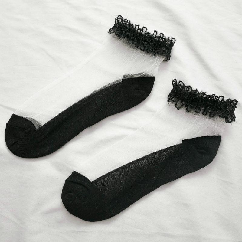 1/2 Pairs Lace Ruffle Mesh Socks Crystal Silk Thin Breathable Invisible Low Cut Socks for Women 1 pair(2pcs)