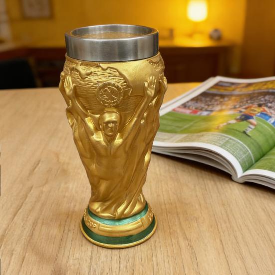 Soccer Trophy Beer Mug Resin Stainless Steel Beer Cup 400ml Large Capacity Drinkware for Beer Cocktails Drinks Unique Gift