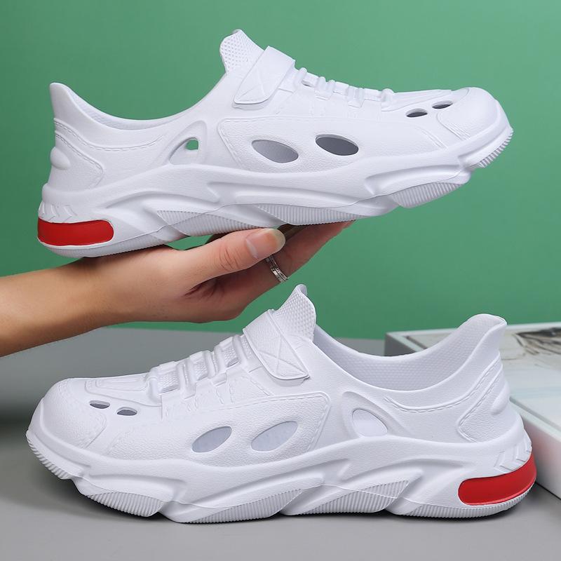 Hole shoes men's summer wear does not stink feet 2025 new wading sandals seaside beach shoes bag head shoes
