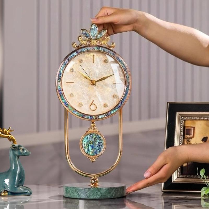 Luxury Table Clocks Art Nordic Silent Table Quartz Clock Morden Design Aesthetic Shell Based Clock Living Room Cabinet Ornament