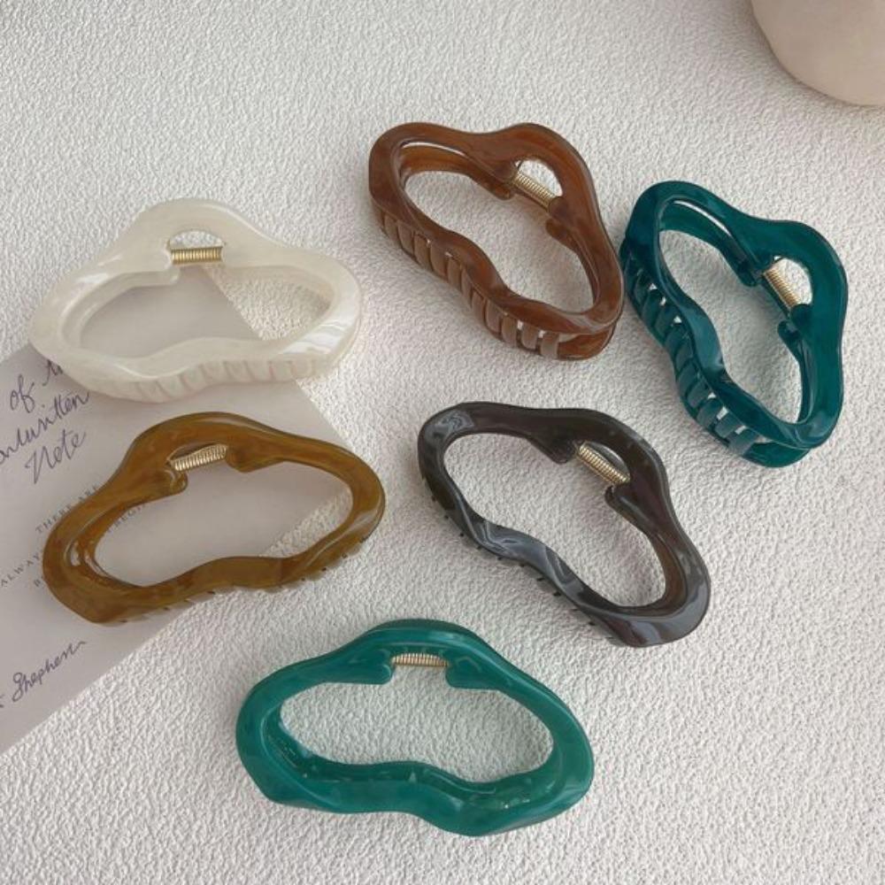 Elegant Clouds Hollow Out Hair Claws Clip Women Girls Jelly Acrylic Hair Clamps Plastic Irregular Barrettes Hair Accessories New