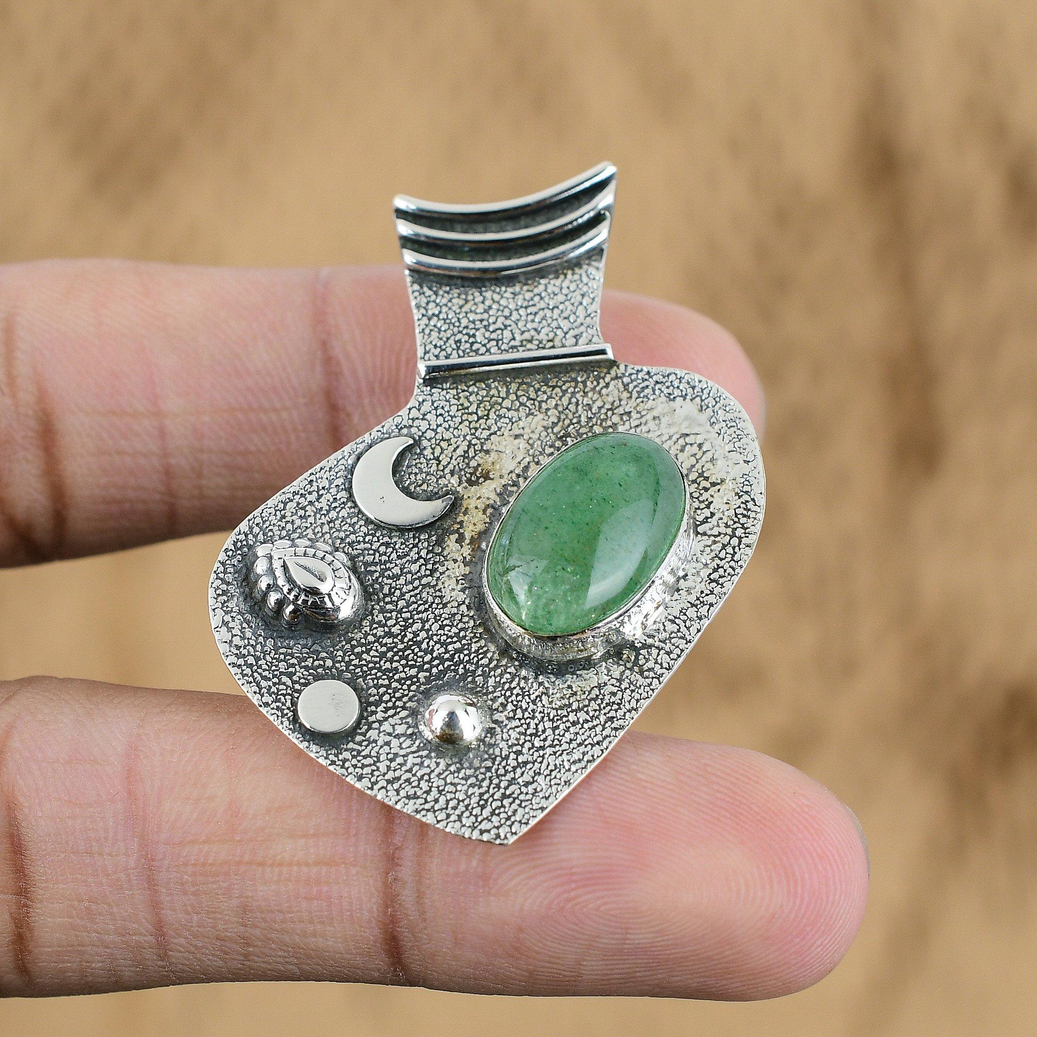 

Natural Aventurine Gemstone Pendant Green 925 Sterling Silver Indian Jewelry