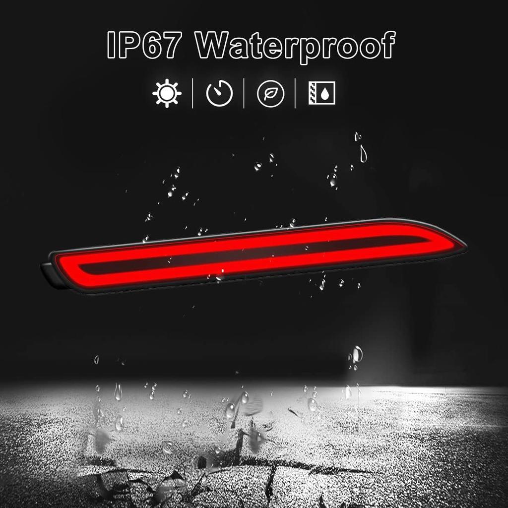 Rear Bumper Reflector Lights For Toyota RAV4 Sienna Venza Avalon Reiz Matrix RC250 RC350 IS-F GX470 RX300 LED Brake Light with Turn Signal