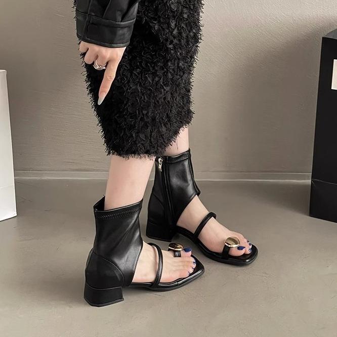 Design sense niche side zipper black 2025 new hollow thick heel sandals women's summer square head cool boots cover toe cool boots