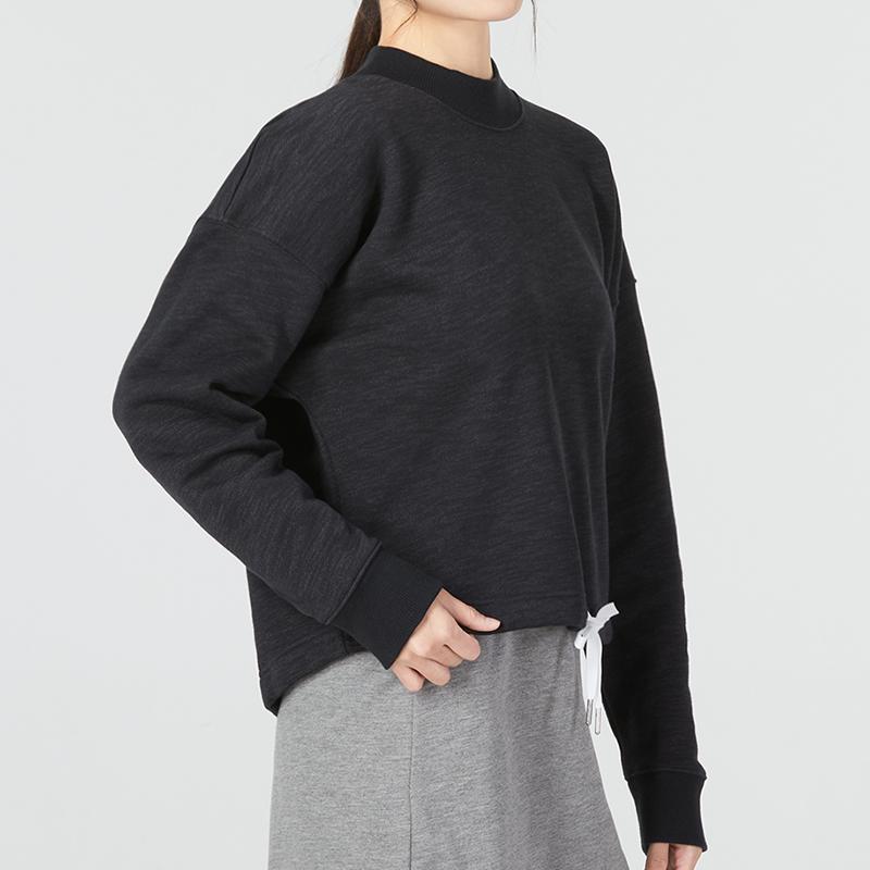 Under Armour Essential Script Crew Neck Pullover Sweatshirt Women Tops Black 1374108-001